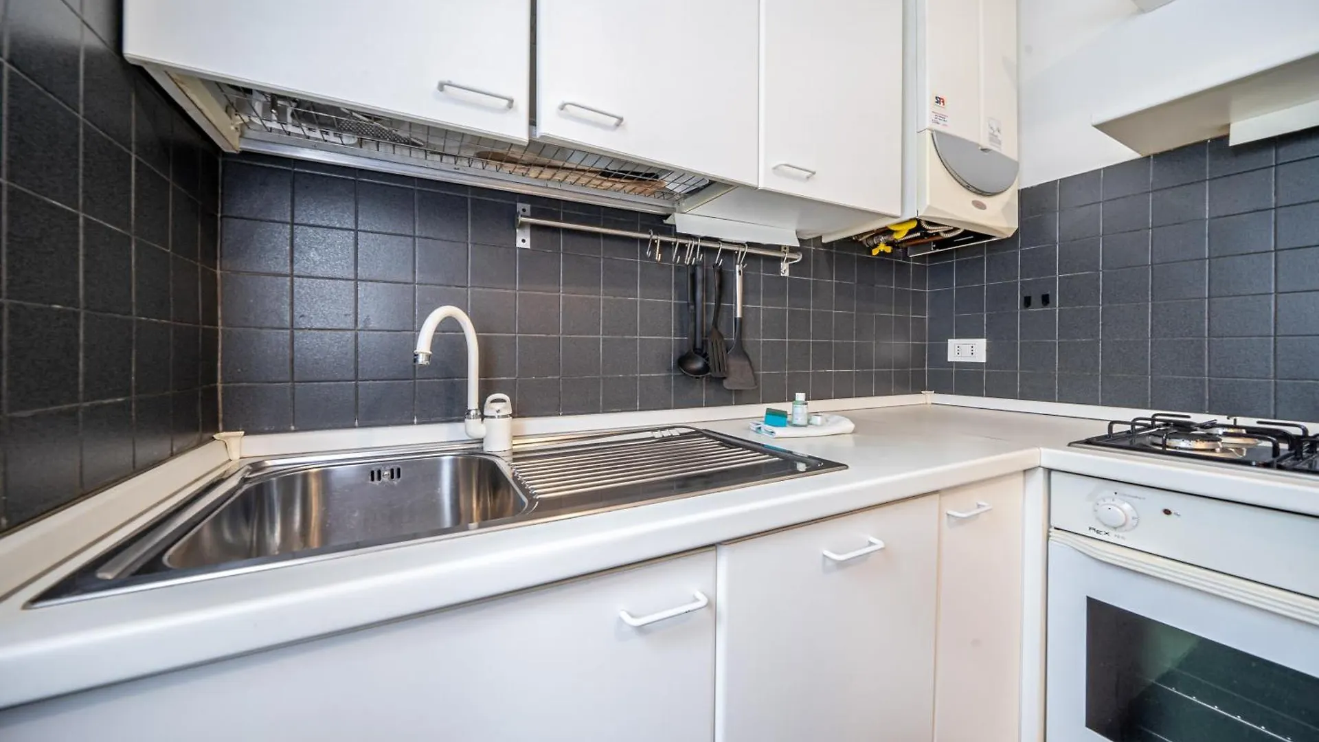 Apartment Casa Nicola In Largo Pescheria Verona Italy