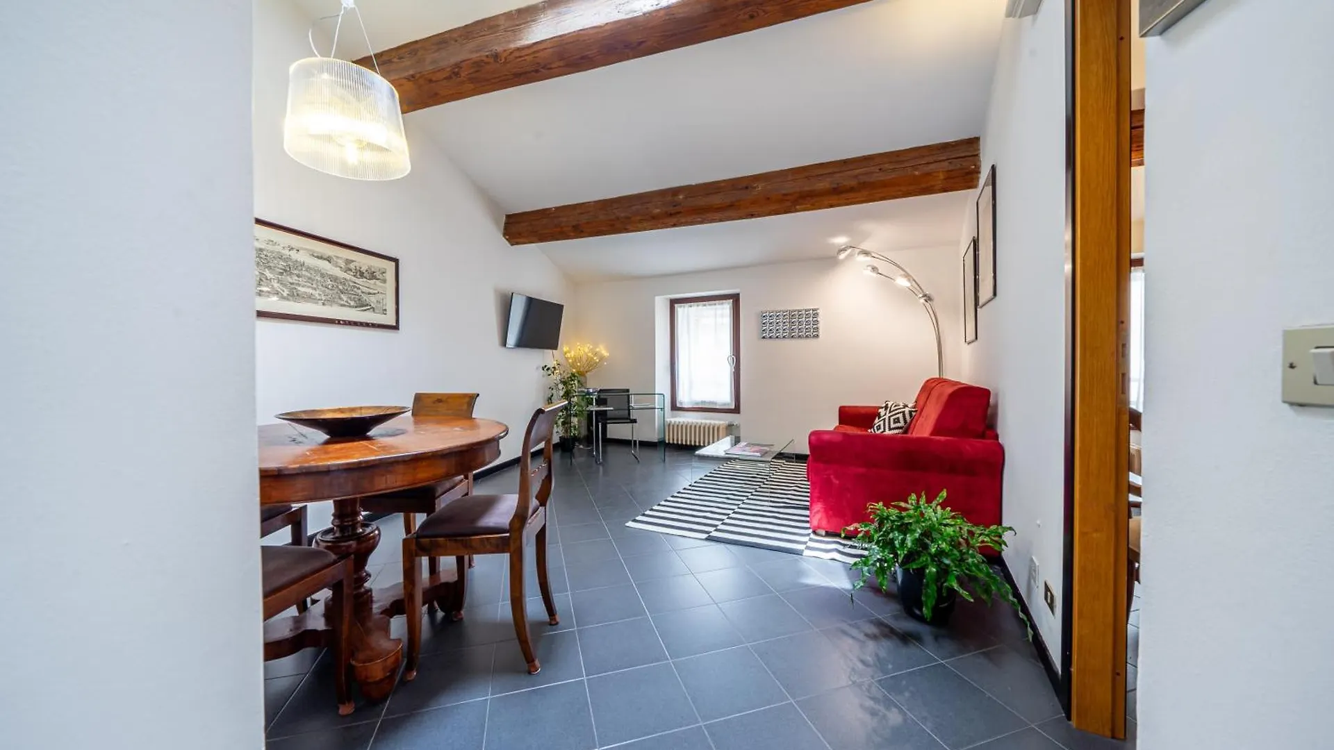 Apartment Casa Nicola In Largo Pescheria Verona Italy