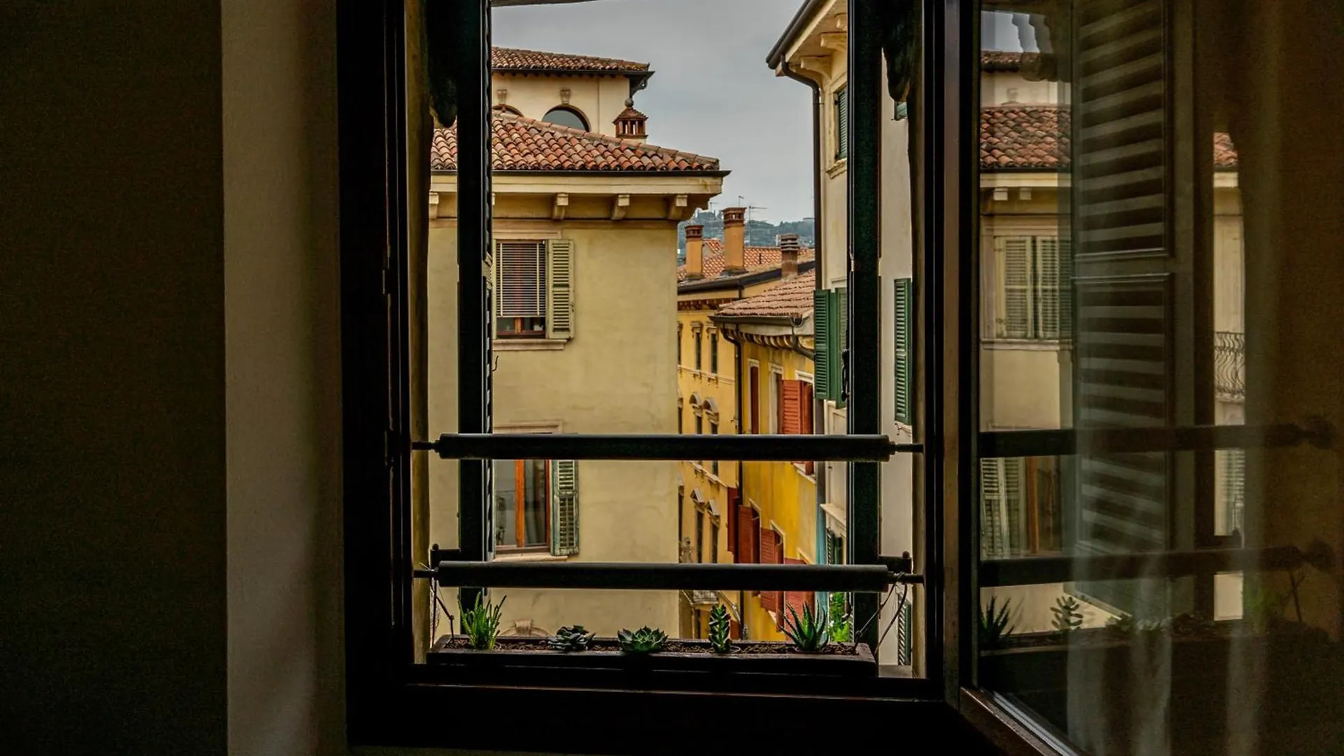 Casa Nicola In Largo Pescheria Verona
